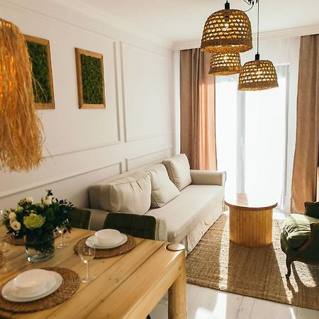 Apartament Uroczy Belle View Шклярска Поремба Екстериор снимка