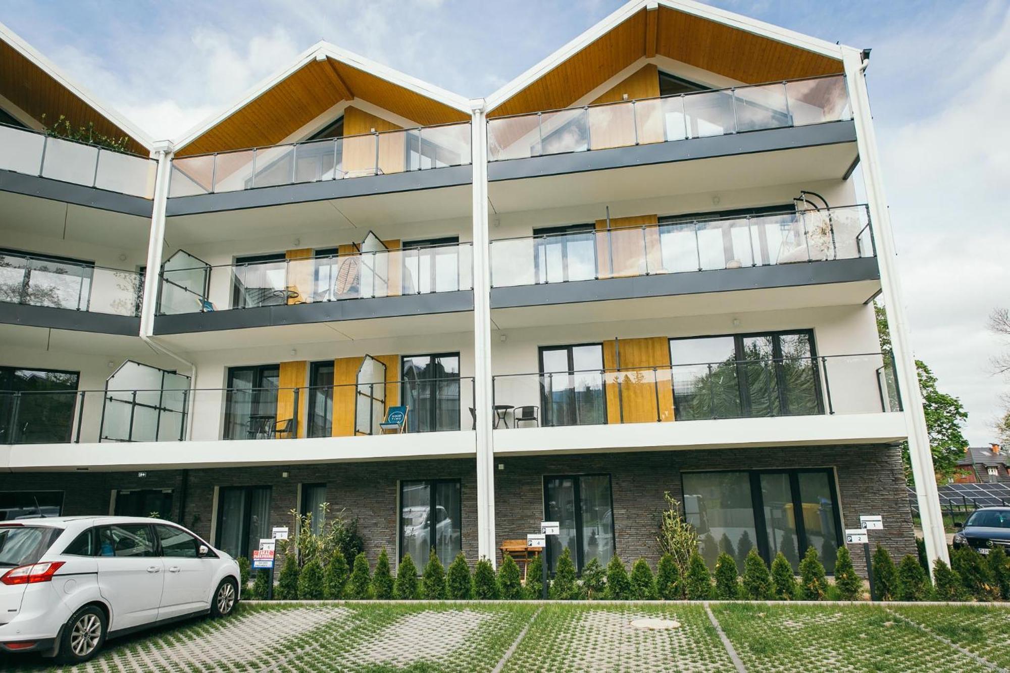 Apartament Uroczy Belle View Шклярска Поремба Екстериор снимка