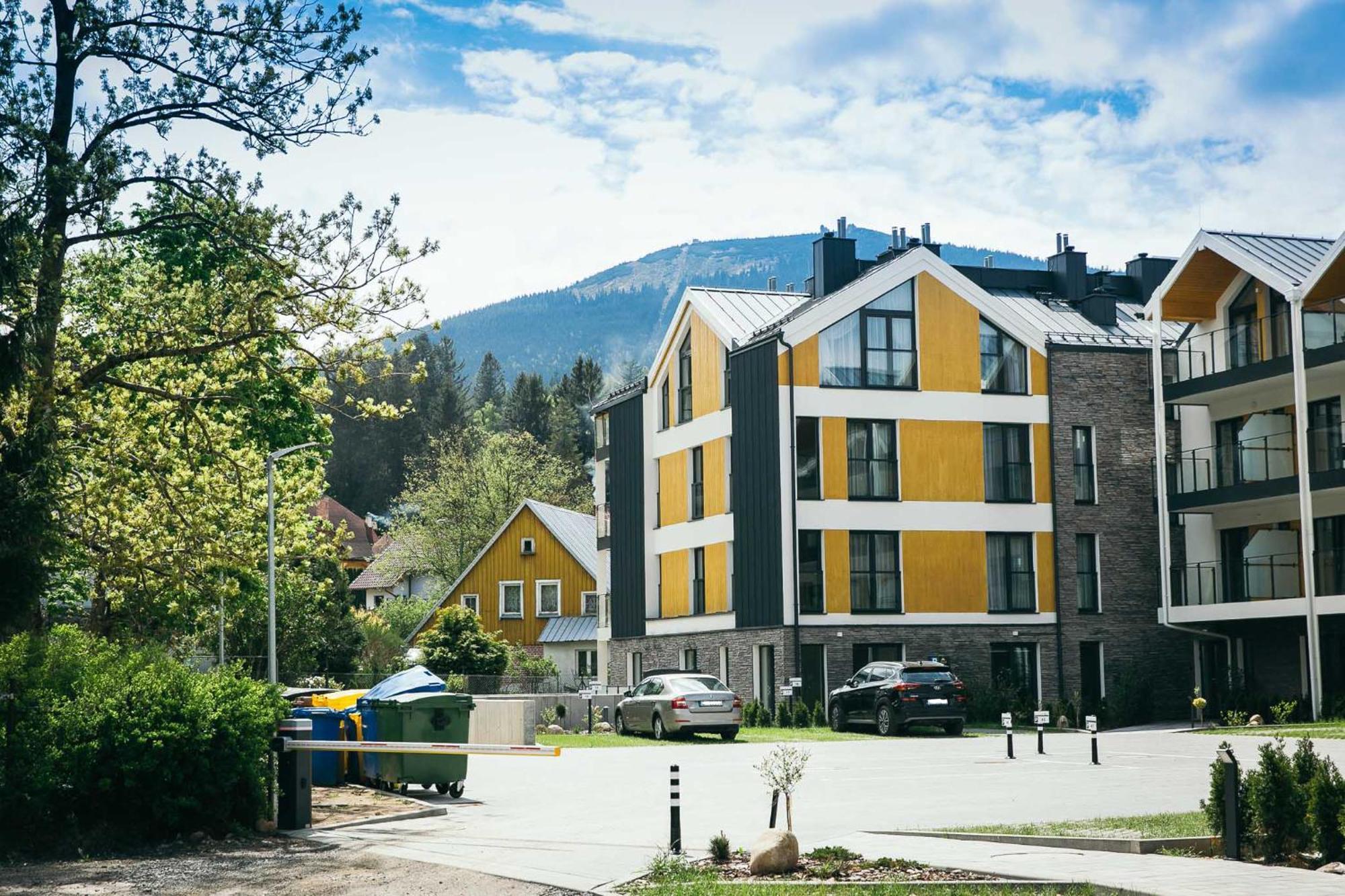 Apartament Uroczy Belle View Шклярска Поремба Екстериор снимка